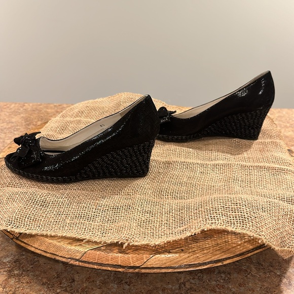 J Peterman Womens Black Wedge Espadrille Peep Toe Shoes Size 8.5 Glittery Italy. - Picture 4 of 7